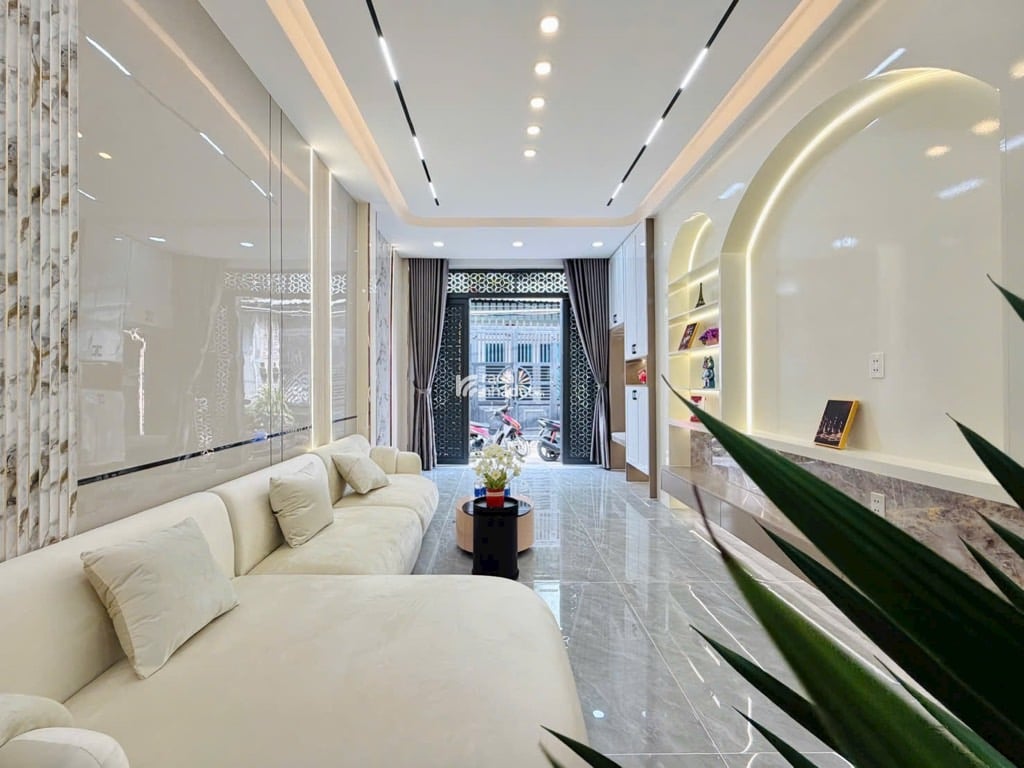 robot nhà mới chủ lập bán trong tháng