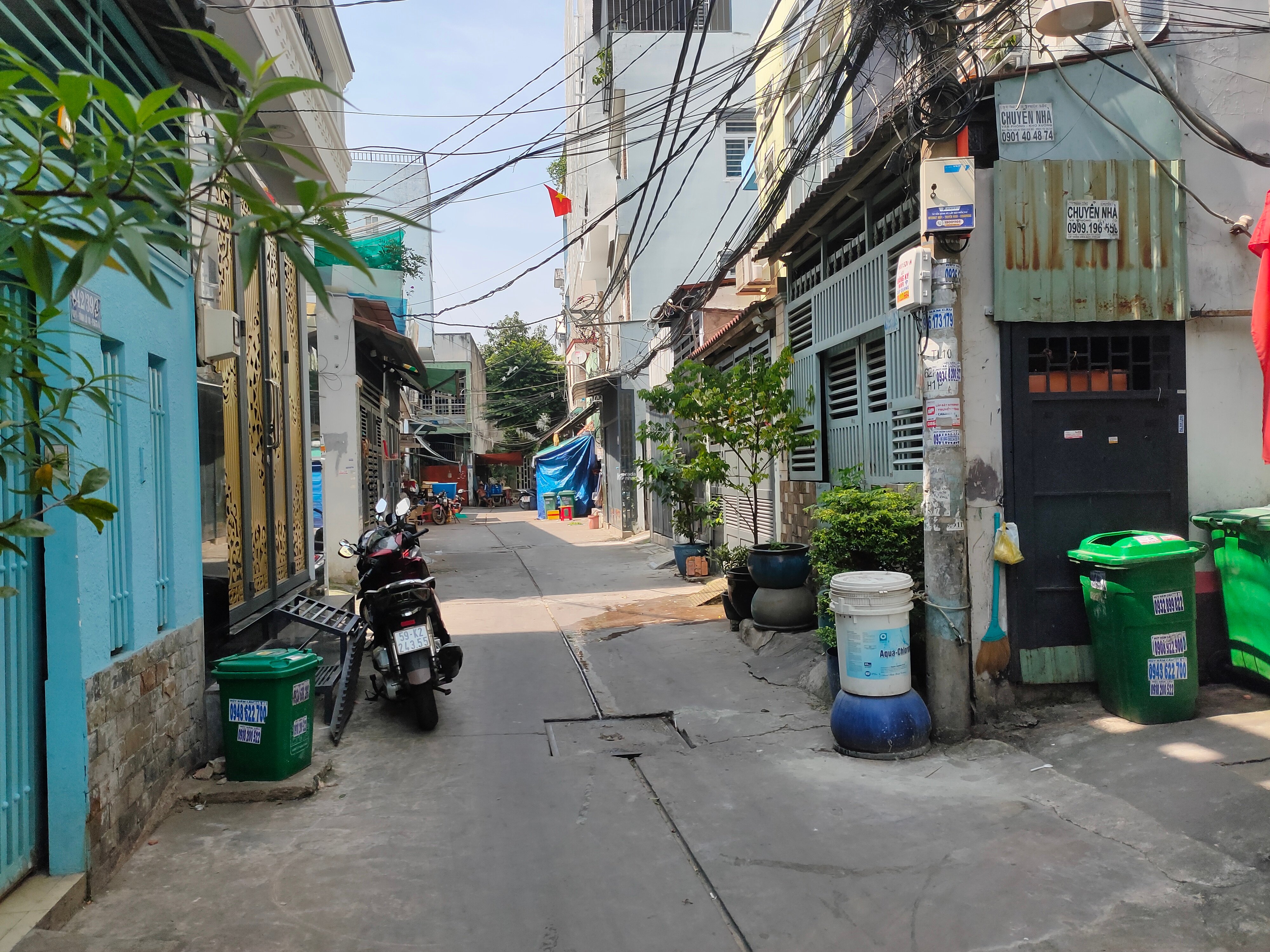 HẺM XE HƠI - NHÀ KO LỘ GIỚI - KỀ BÊN TÊN LỬA - TỈNH LỘ 10 - GIÁP QUẬN 6 - NHÀ 2 TẦNG - 68M2 