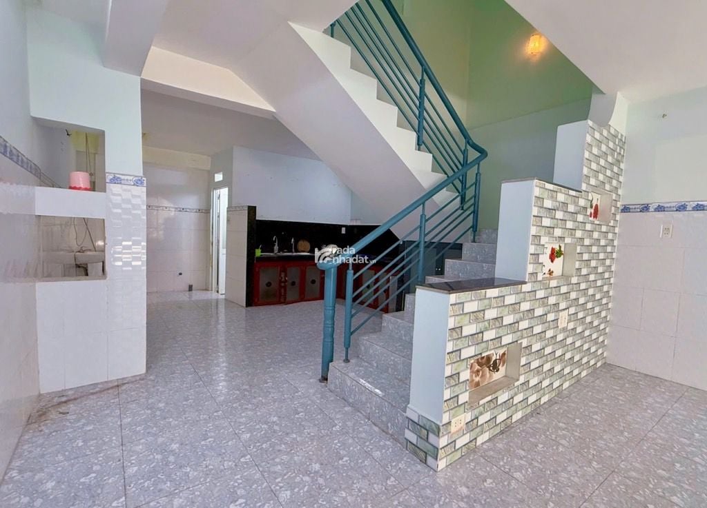 HẺM XE HƠI - NHÀ KO LỘ GIỚI - KỀ BÊN TÊN LỬA - TỈNH LỘ 10 - GIÁP QUẬN 6 - NHÀ 2 TẦNG - 68M2 