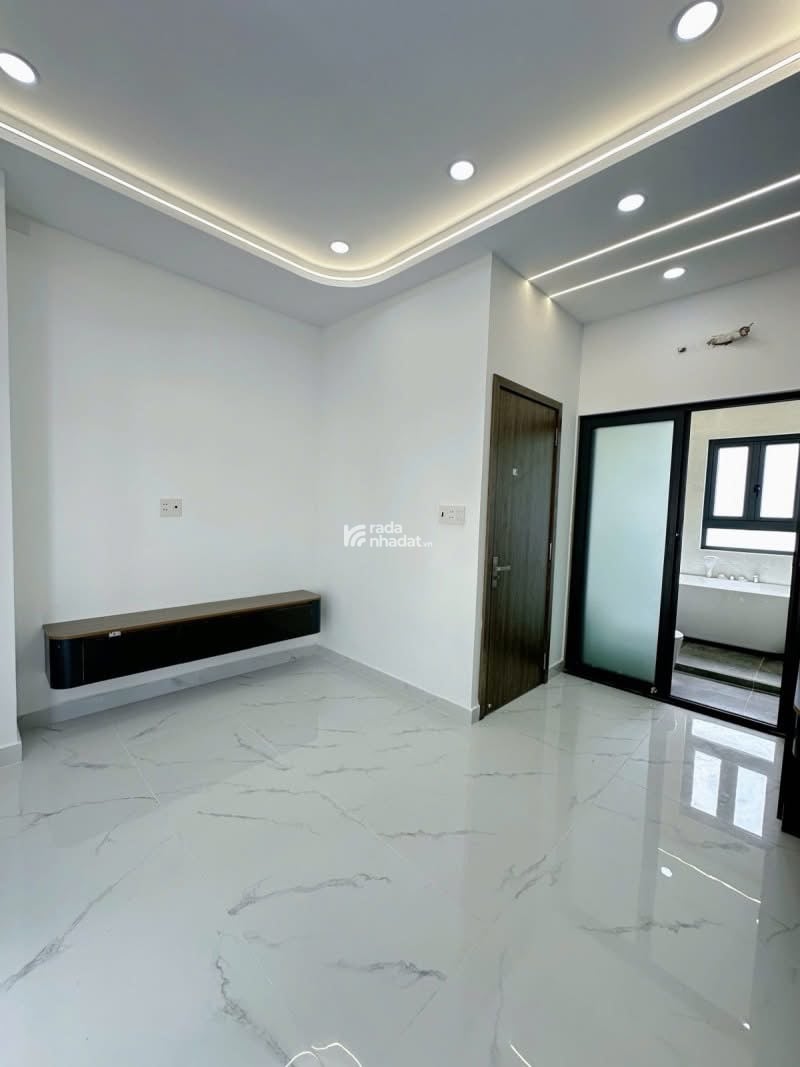 Bán nhà đường Tôn Đản, phường 15, Quận 4, 3tầng, hẻm xe hơi sổ hồng riêng