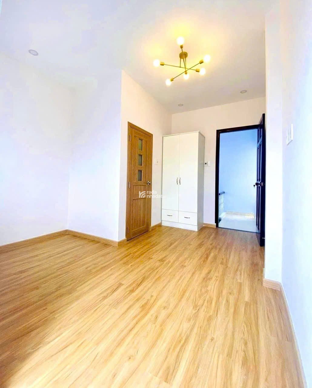 Xoay vốn bán gấp nhà Phan Đình Phùng, Phú Nhuận, 37m2, hẻm thông, không LG, SHR giá chỉ 3 tỷ 150 TL