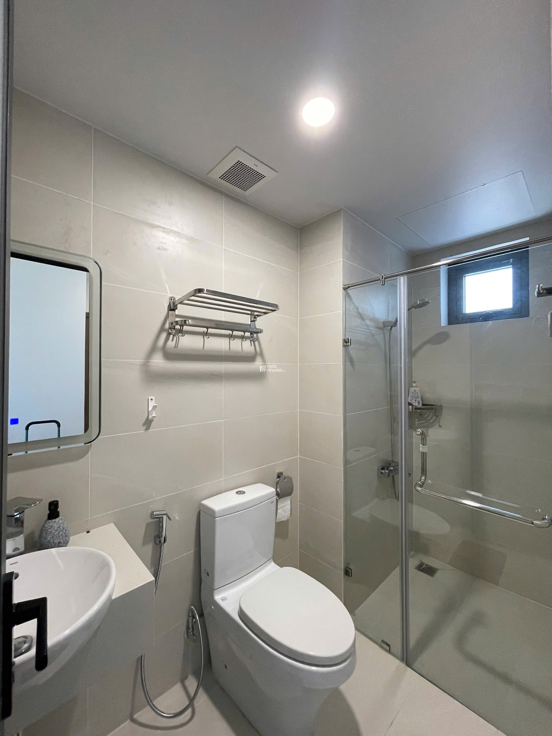 73m2 - 13 triệu/tháng - 2PN2WC full nội thất tầng 8 - Q7 Riverside