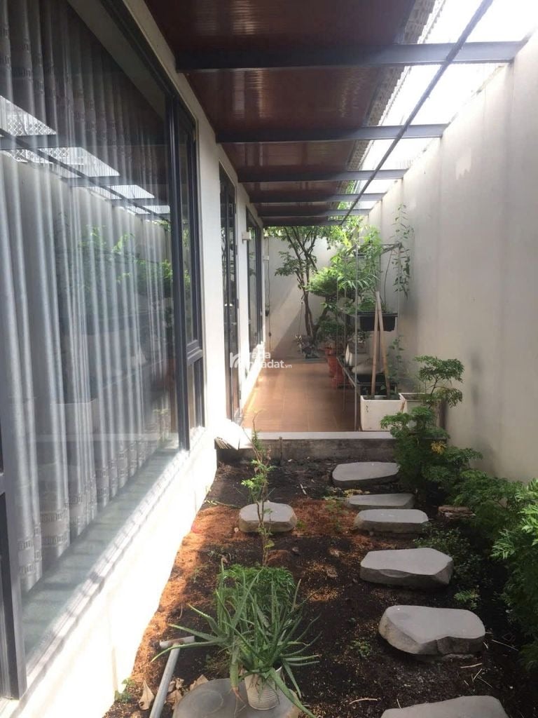 CHO THUÊ BIỆT THỰ KDC BÌNH DÂN, GẦN GIGAMALL, 10MX20M, 1TRỆT 1 LẦU, 4PN, 30TR.