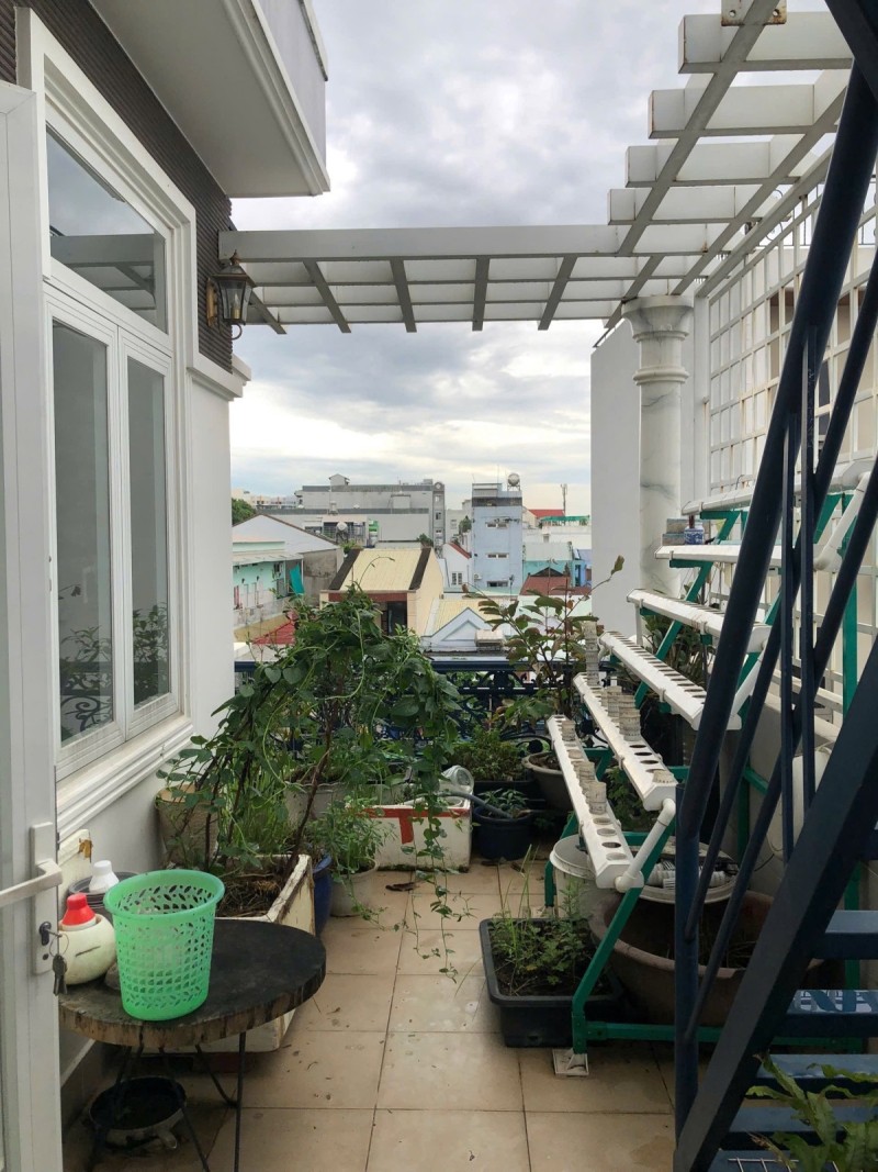 Bán Nhà 4 Tầng Lê Văn Việt Thủ Đức - Hẻm Xe Tải - 61m2. Giá Chi 8.1 Tỷ