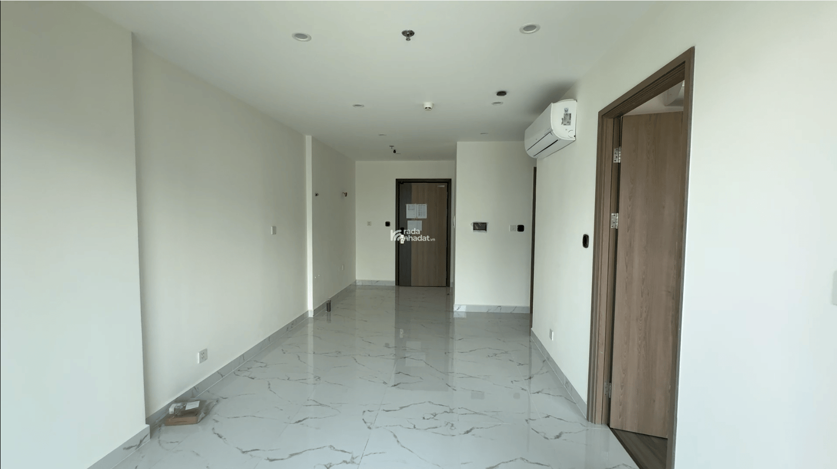CHÍNH CHỦ CẦN BÁN CĂN 2 PHÒNG NGỦ TẠI VINHOMES QUẬN 9