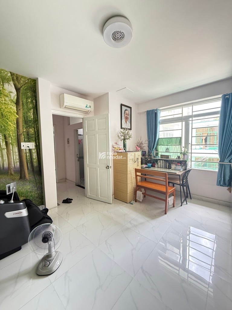 NHÀ GIÁ RẺ THÍCH QUẢNG ĐỨC, PHÚ NHUẬN, 4 TẦNG Ở NGAY. GIẢM 200TR CHỈ CÒN 9.25T TL 