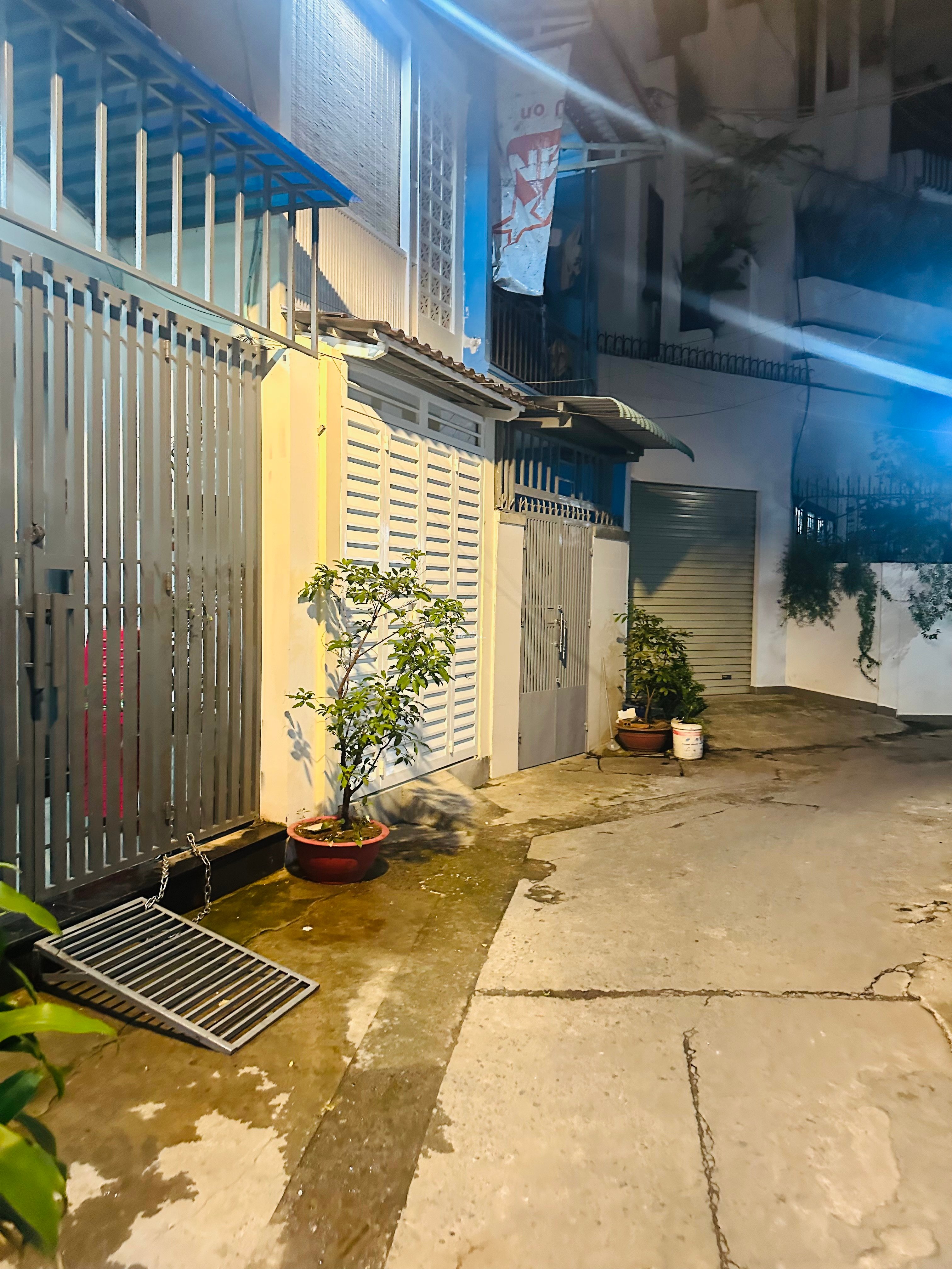 Nhà HXH Nguyễn Thượng Hiền, BT, DT 20,3m2, 1 trệt 1 lầu , giá 3.45 tỷ