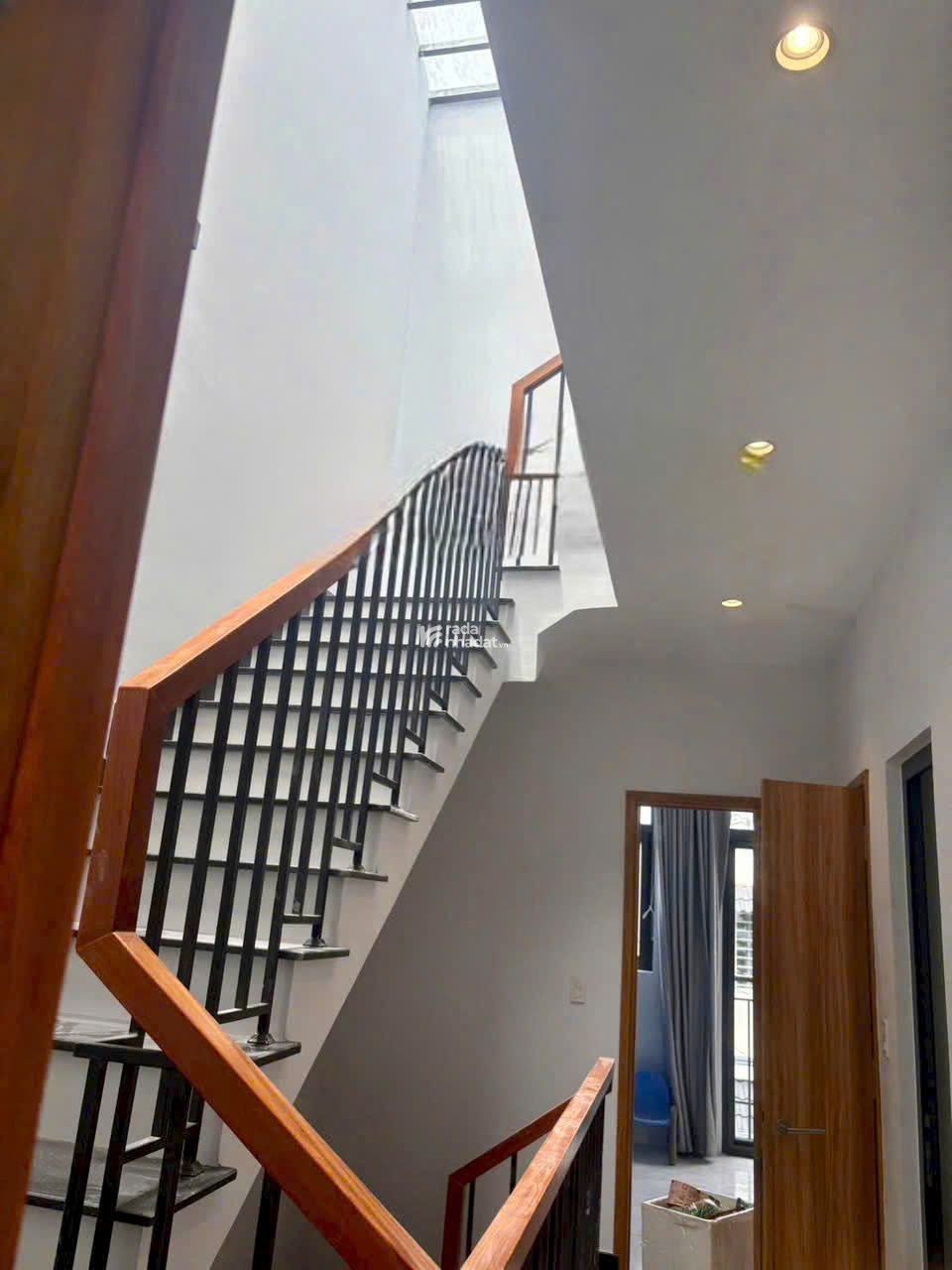 Nhà 3 Tầng 2 Mặt Tiền Ô Tô 7 Chỗ Vào Thoải Mái Trung Tâm Trường Thọ Thủ Đức Giá 7.5 Tỷ