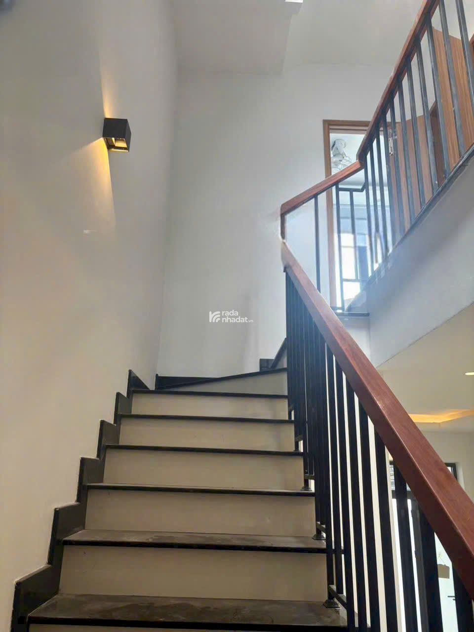 Nhà 3 Tầng 2 Mặt Tiền Ô Tô 7 Chỗ Vào Thoải Mái Trung Tâm Trường Thọ Thủ Đức Giá 7.5 Tỷ