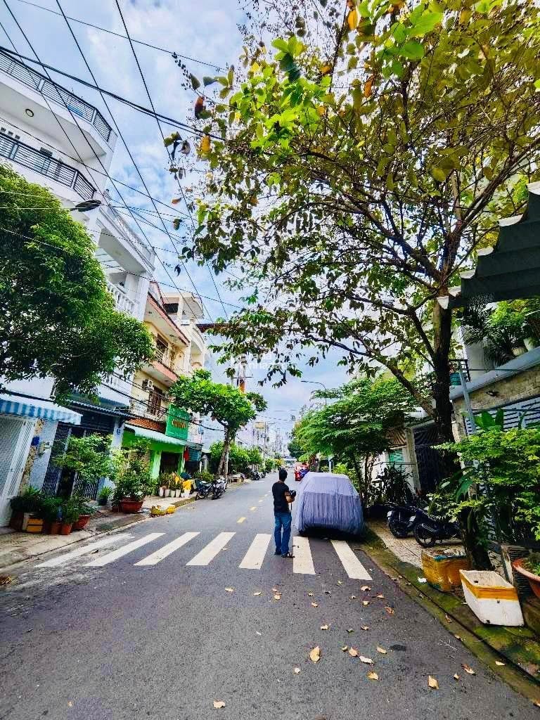 BÁN NHÀ MẶT TIỀN KHU BÀN CỜ HỌ LÊ 5 TẦNG KIÊN CỐ, GARA Ô TÔ GẦN NGUYỄN SƠN GIÁ NHỈNH 10 TỶ