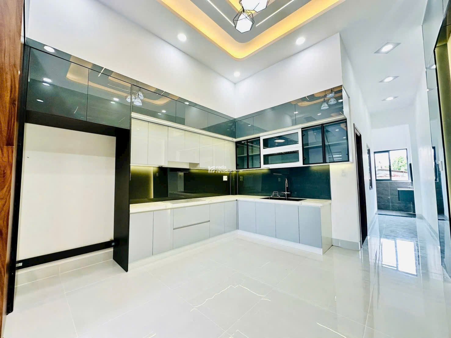 NHÀ PHỐ SANG TRỌNG VỊ TRÍ ĐẮC ĐỊA GIỮA LÒNG THỦ DẦU MỘT 