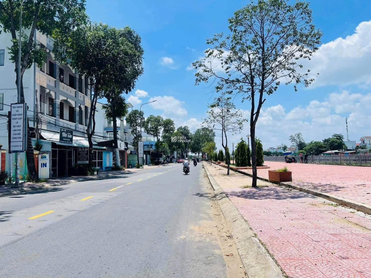 ĐẤT MẶT TIỀN HUỲNH VĂN NHỨT, LONG AN - NGAY TRUNG TÂM THÀNH PHỐ, VỊ TRÍ SIÊU TIỀM NĂNG 