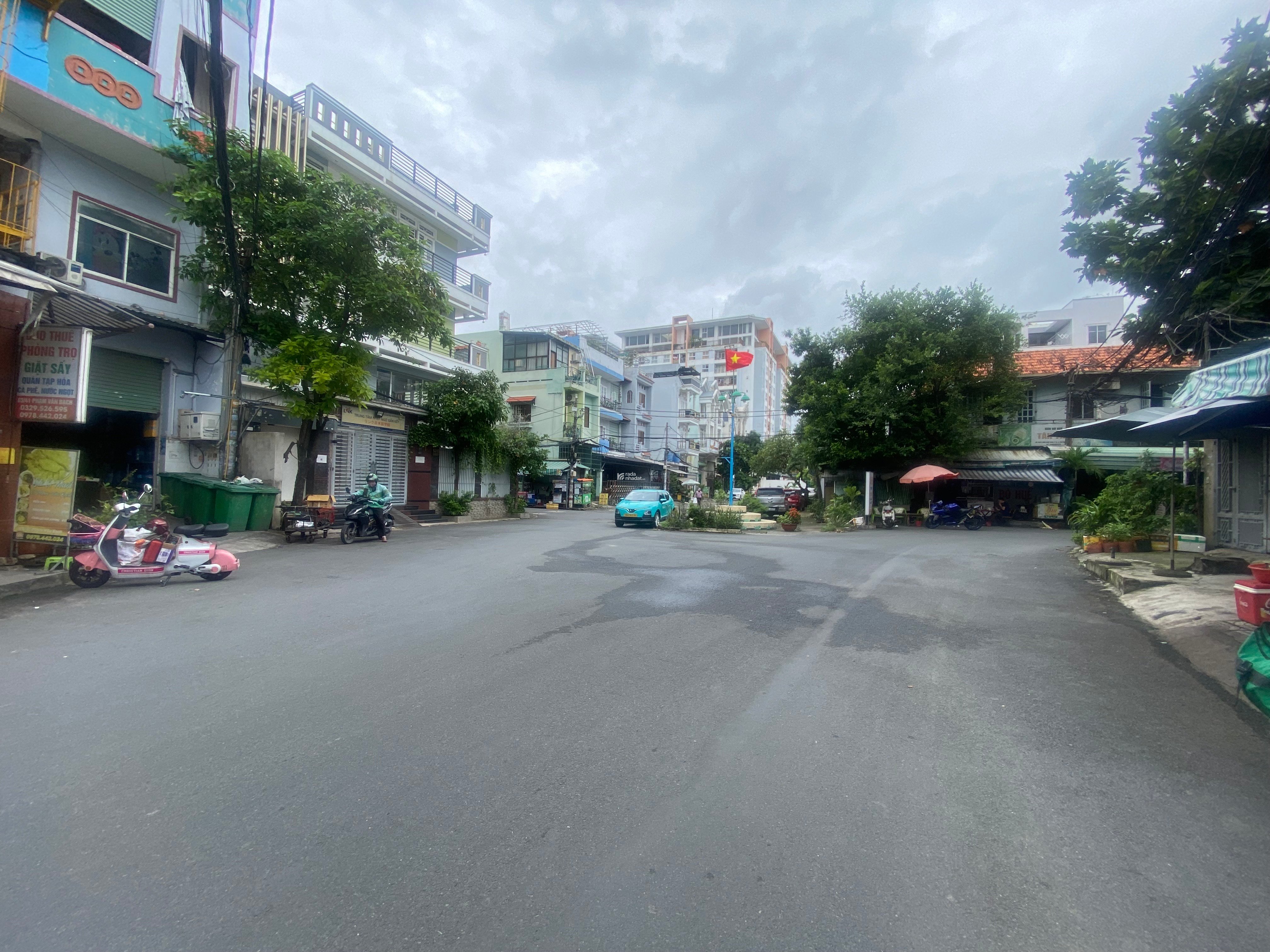 Bán nhà tân bình hẻm oto ngủ nhà 55 m2 3 tầng 5 tỷ nhỉnh