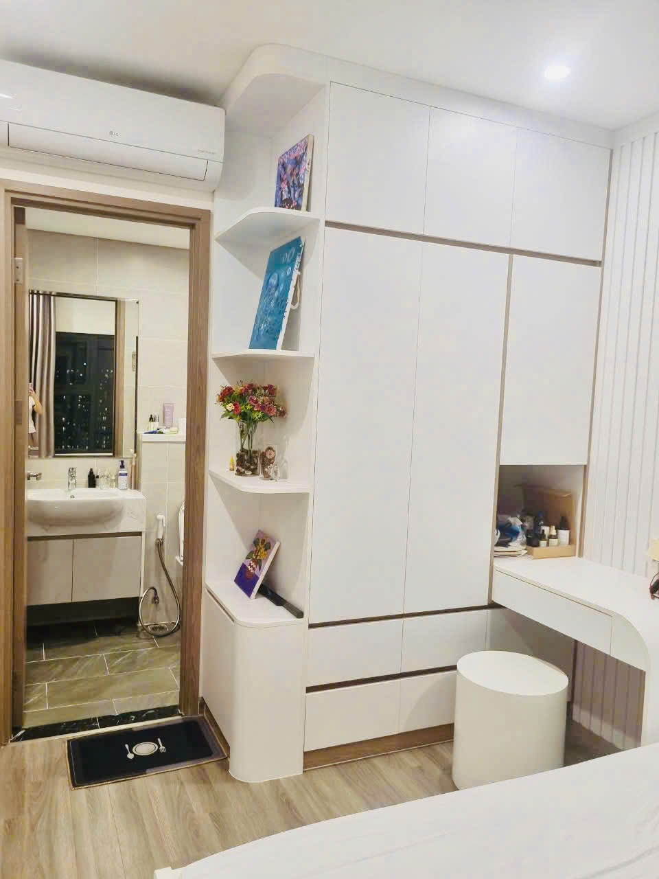 CHO THUÊ CĂN 2PN2WC FULL NỘI THẤT MỚI 100% - 10 TRIỆU/THÁNG - VIEW VƯỜN NHẬT ĐỈNH CHÓP