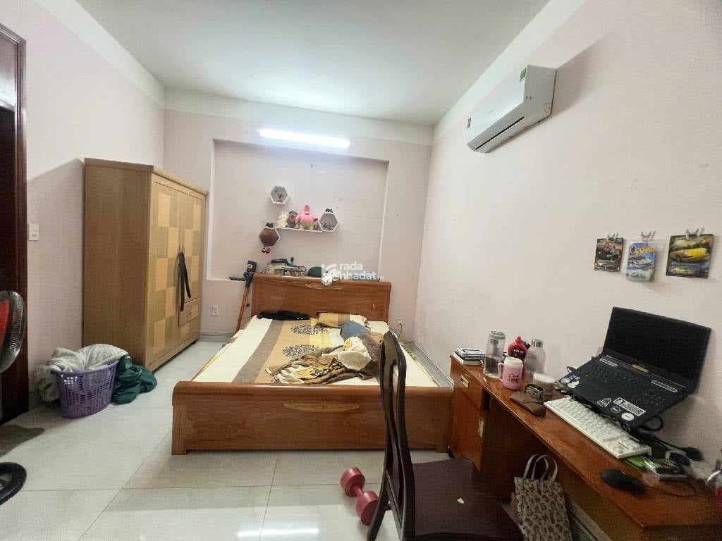 NHÀ ĐẸP Ở NGAY HẺM XE HƠI TRÁNH, ĐỐI DIỆN VẠN PHÚC, 4 TẦNG, 5,5X16 NHỈNH 8 TỶ.