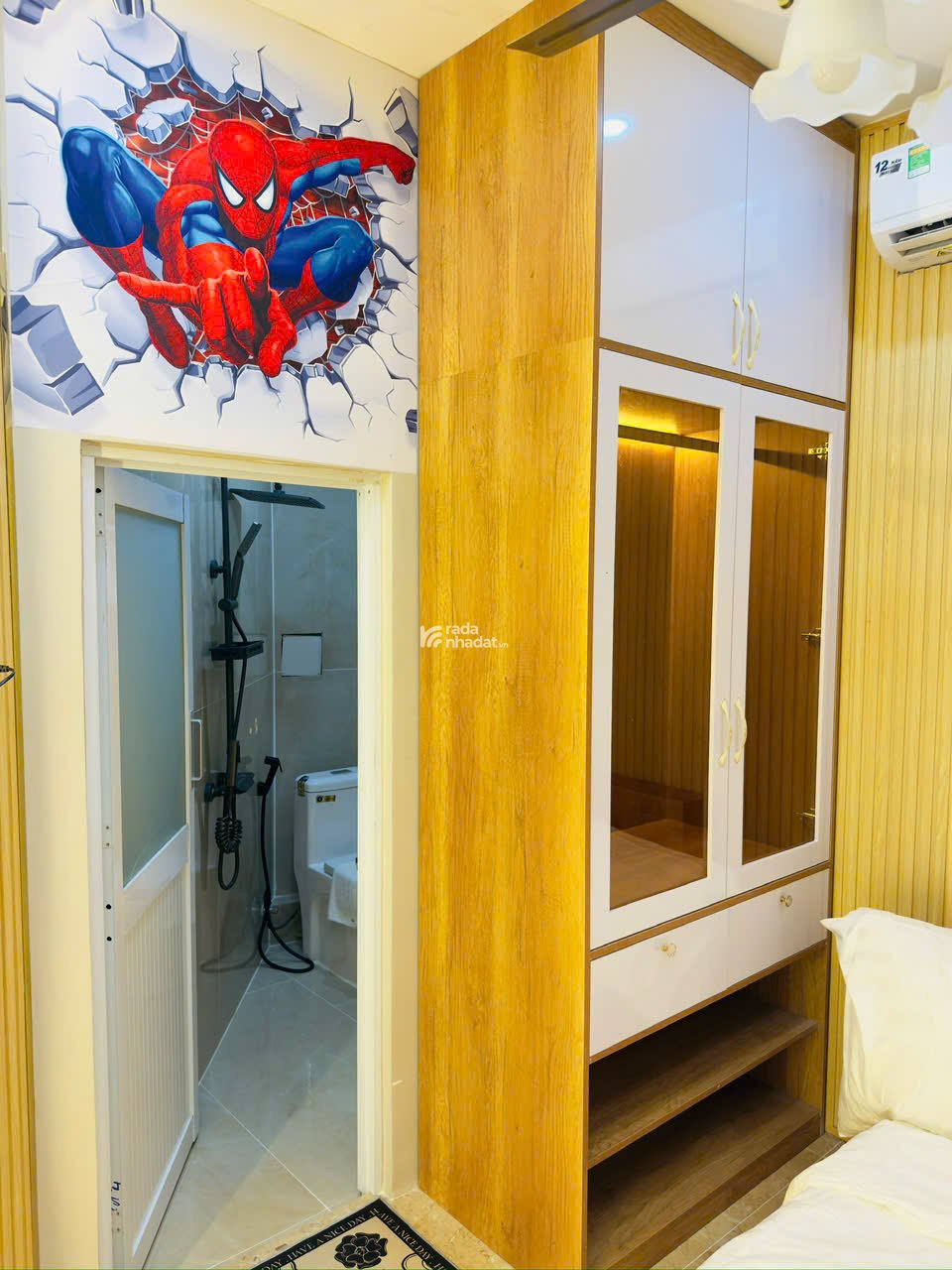 Bán Nhà hẻm 133 Hòa Hưng thông Cao Thắng Q10 DT(3.4x15m) 5 tầng Giá 14.3tỷ