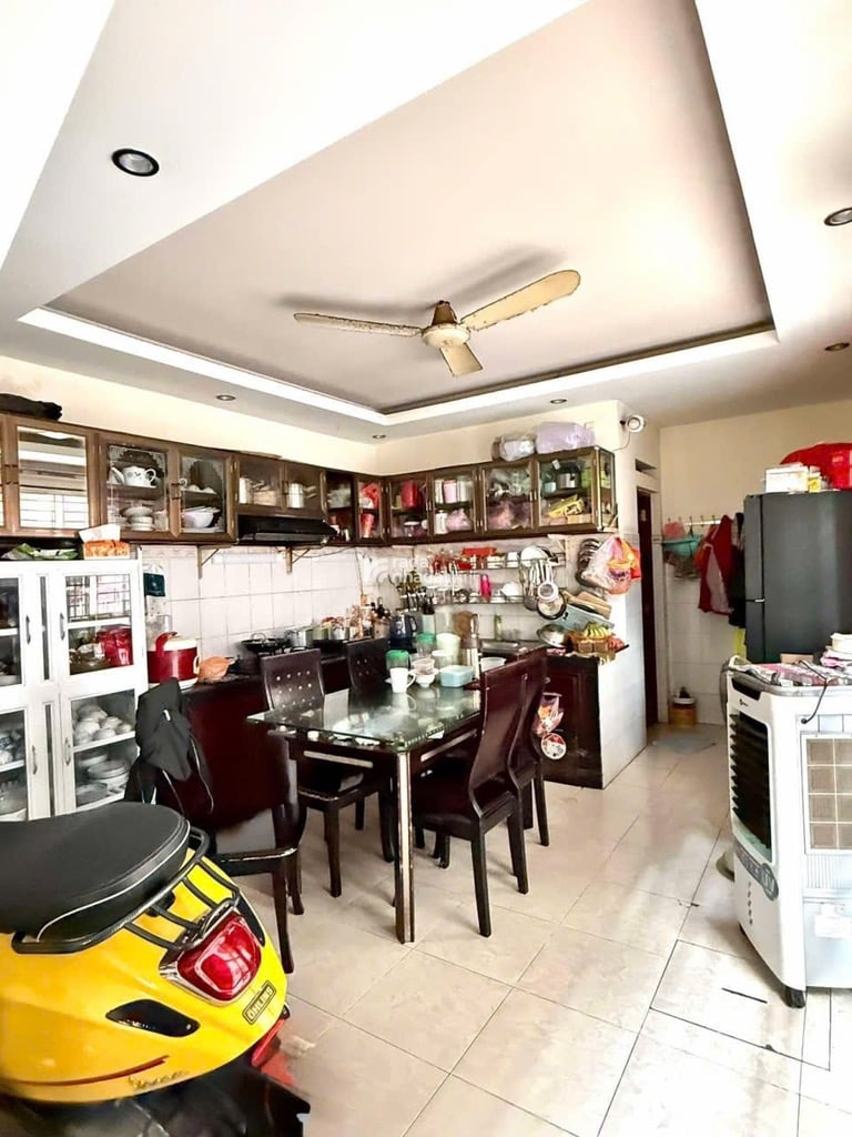 CĂN GÓC 2 MẶT TIỀN - 5 TẦNG - 47M2 - HẺM XE TẢI KHU BÀU CÁT P11 TÂN BÌNH - GẦN KHU ẨM THỰC ĐỒNG ĐEN