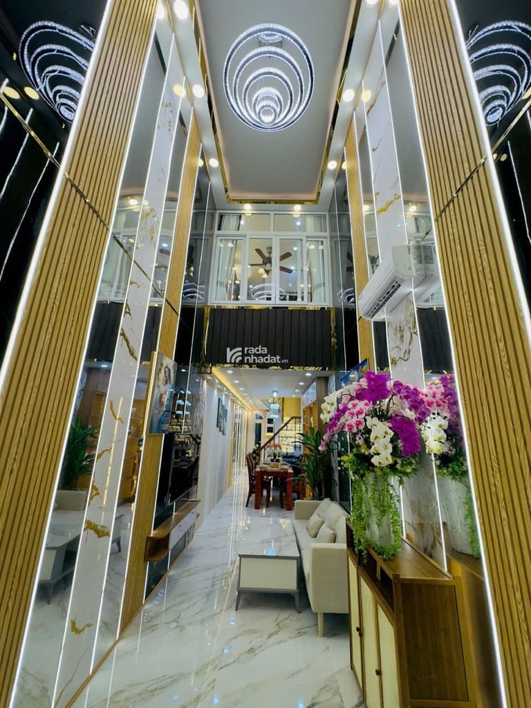 NGAY VÒNG XOAY LÊ ĐẠI HÀNH - NHÀ MỚI - HẼM Ô TÔ - 32M2 - ÂU CƠ- Q.11- 4 TỶ 2