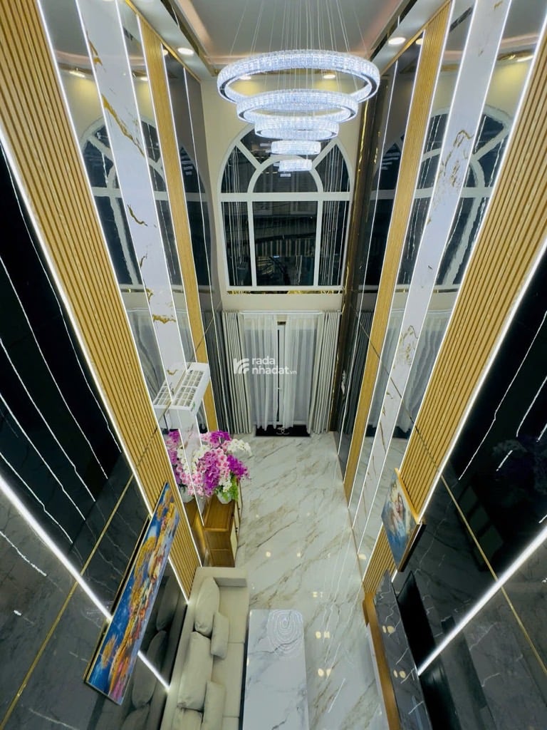 NGAY VÒNG XOAY LÊ ĐẠI HÀNH - NHÀ MỚI - HẼM Ô TÔ - 32M2 - ÂU CƠ- Q.11- 4 TỶ 2