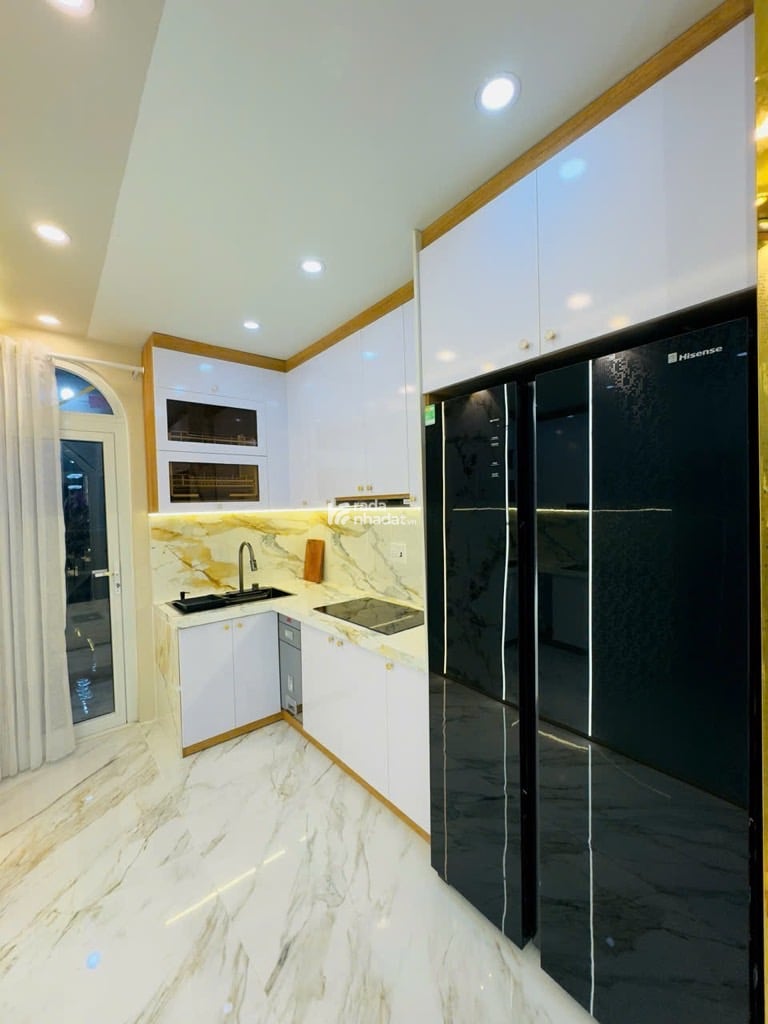 NGAY VÒNG XOAY LÊ ĐẠI HÀNH - NHÀ MỚI - HẼM Ô TÔ - 32M2 - ÂU CƠ- Q.11- 4 TỶ 2