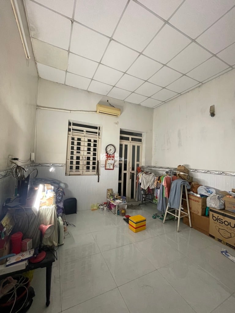 BÁN NHÀ LÊ ĐÌNH CẨN BÌNH TÂN 68M2 3 TẦNG BTCT 3.75 TỶ 4PN SÁT CHỢ TÊN LỬA