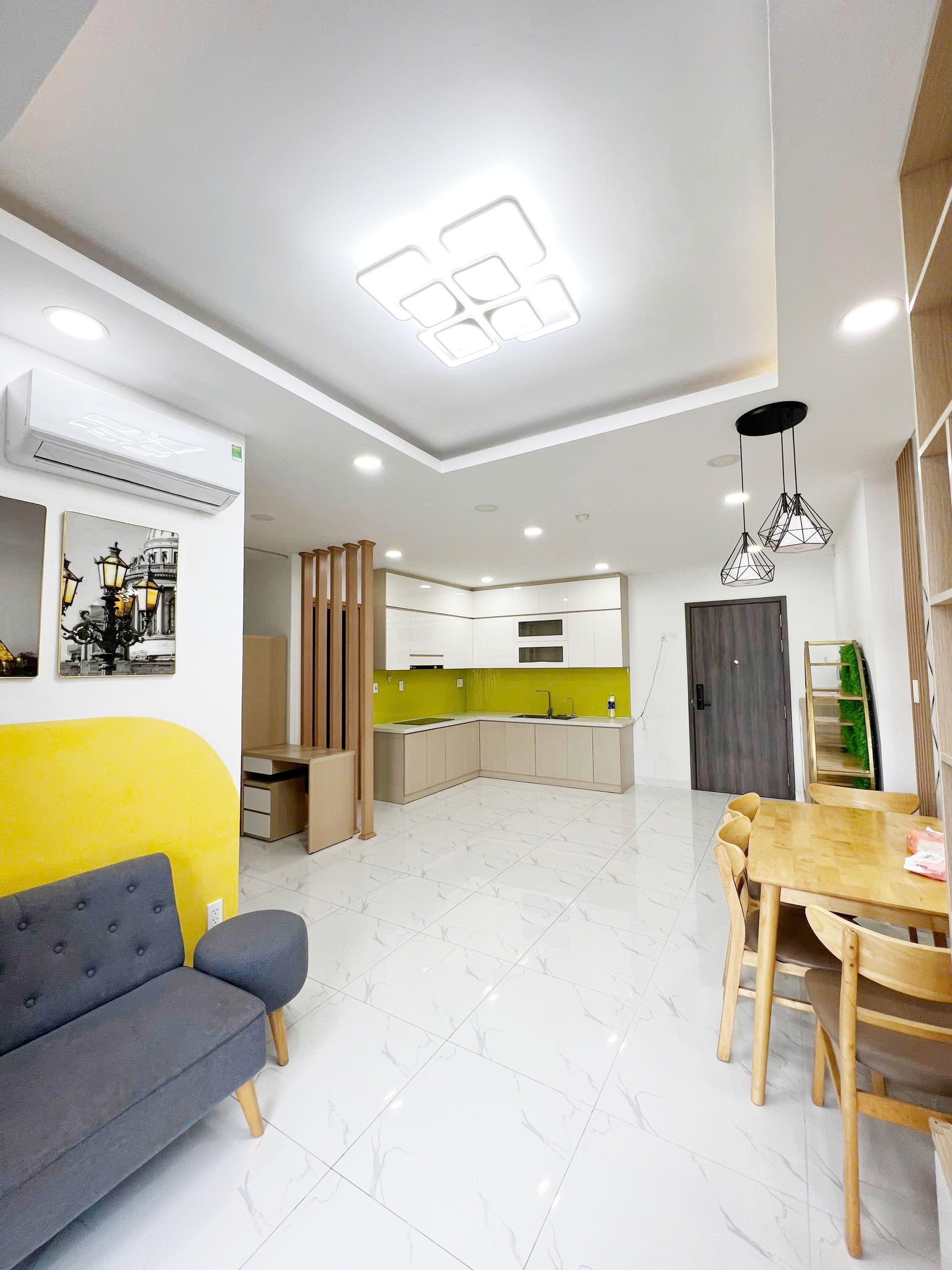 BÁN CĂN HỘ CAO CẤP LAVIDA PLUS QUẬN 7, TẦNG TRUNG, FULL NỘI THẤT
