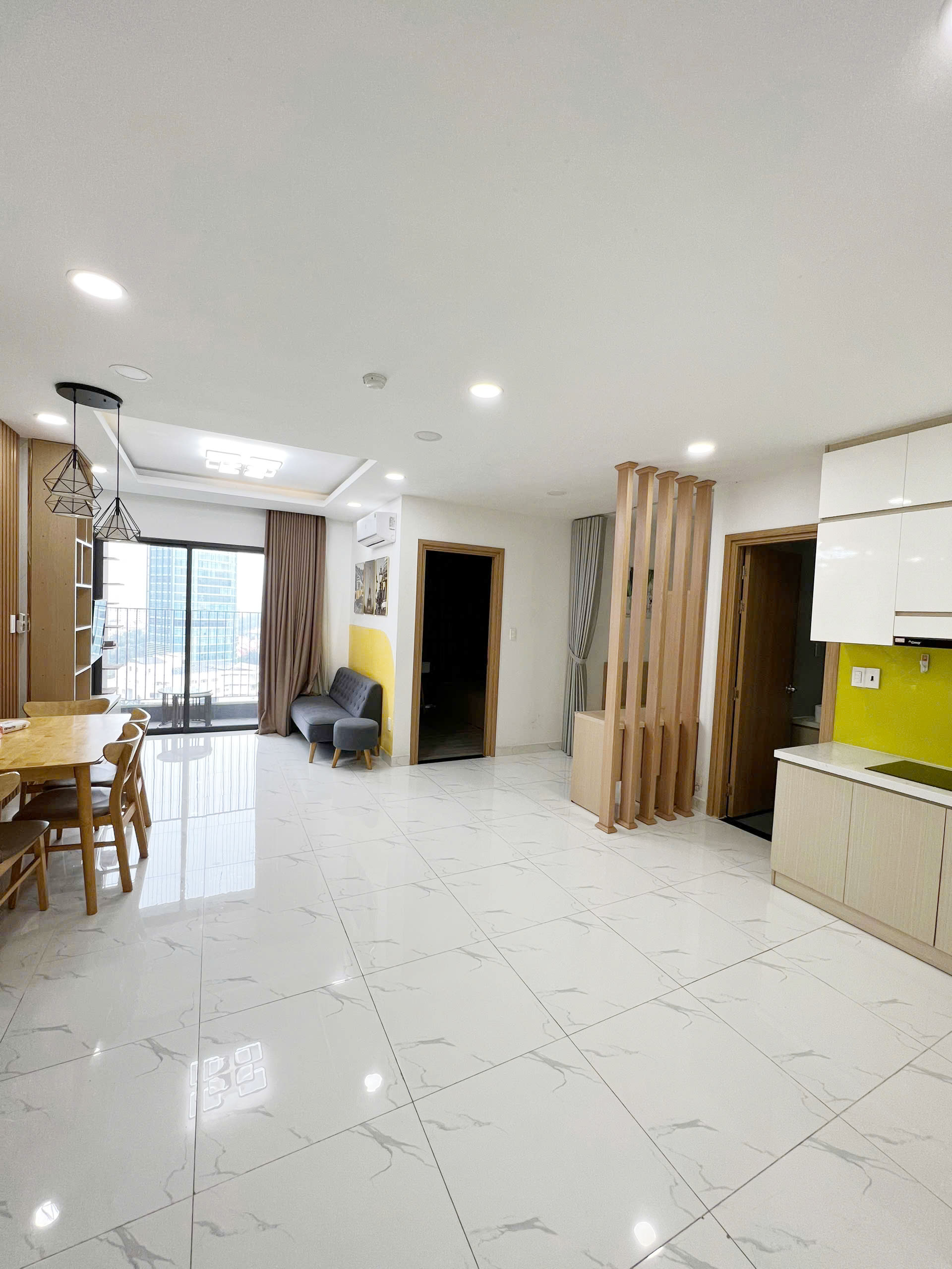 BÁN CĂN HỘ CAO CẤP LAVIDA PLUS QUẬN 7, TẦNG TRUNG, FULL NỘI THẤT