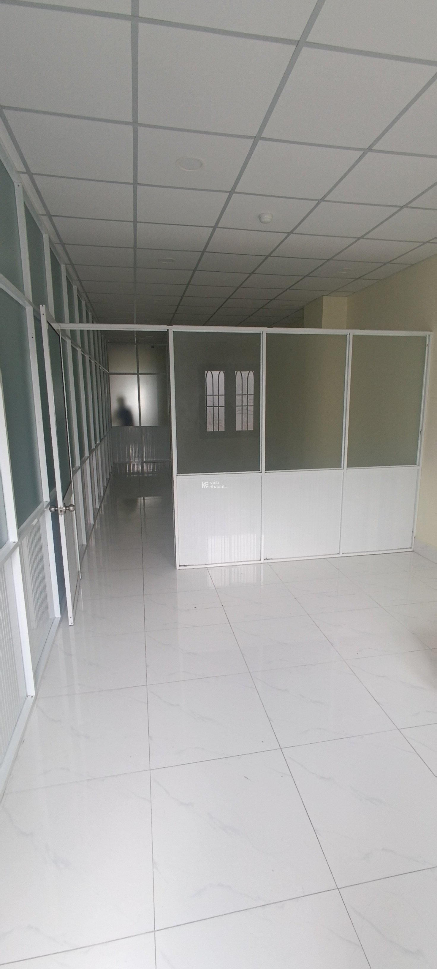 Cho thuê văn phòng đẹp 85m2, giá 25 triệu/sàn tại 61 Phổ Quang, Tân Bình