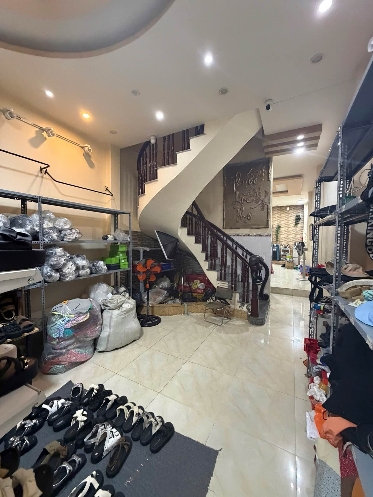 Hẻm 8m Đỗ Nhuận, gần chợ Sơn Kỳ, 73m2, 4x18, 3 tầng, 4PN, vừa ở  KD, Chỉ 11.6 tỷ