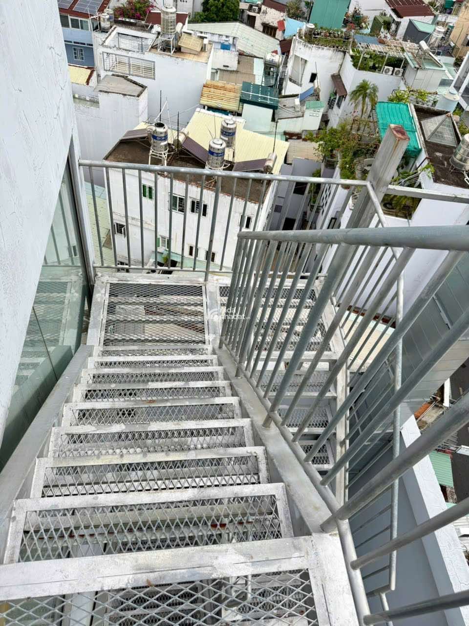 BUILDING 8 TẦNG THANG MÁY - 1130m2 SÀN MẶT TIỀN BÙI HỮU NGHĨA - DOANH THU 2.6 TỶ/NĂM
