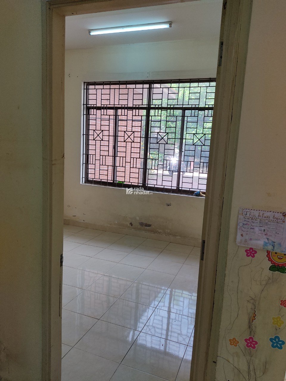 Cho thuê nhà nguyên căn mặt tiền chung cư An Sương - Q12 cũ