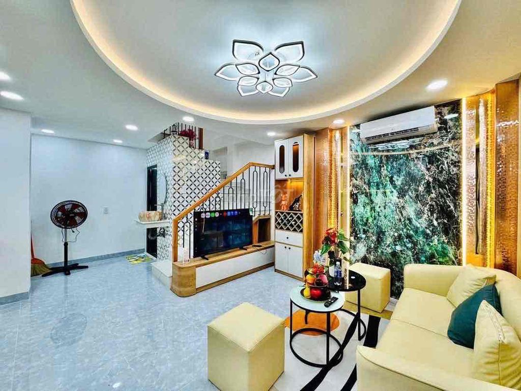 BACH ĐẰNG, P. GIA ĐỊNH, BÌNH THẠNH - 35M2 - 4 TẦNG - 3 PN - 3 NVS