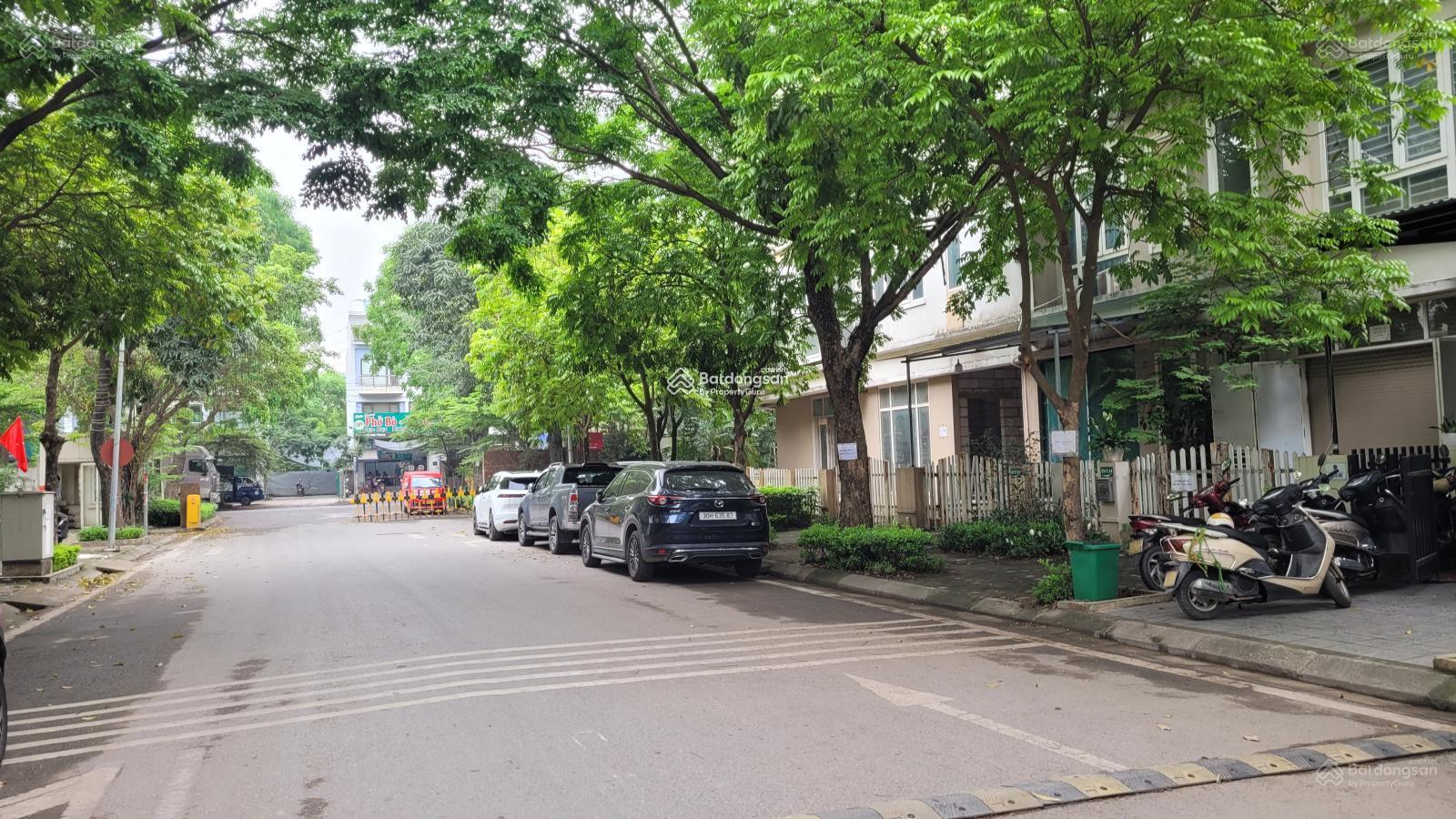 Bán nhà LK 85,3m2 tại Khu đô thị Viglacera Xuân Phương, đường 70, giá 22.5 tỷ