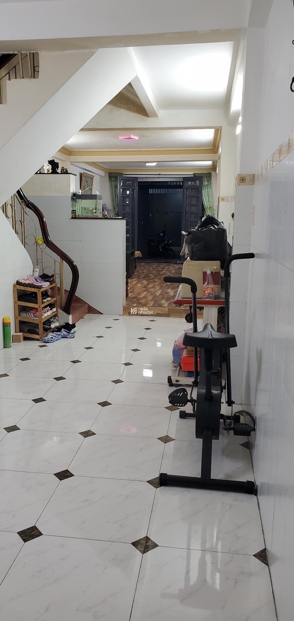 HẺM THÔNG XE TẢI TRÁNH, VÀI BƯỚC RA MT THOẠI NGỌC HẦU - 65M2 - 3TẦNG BTCT- SÂN THƯỢNG 