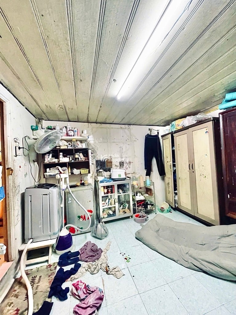 LÔ GÓC - 4 TẦNG ĐÚC - ĐIỆN BIÊN PHỦ-P.3-Q.3- DT: 3.2/4.6*11.7M- 6 TỶ 9