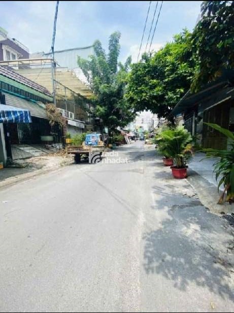 SÁT MT PHAN VĂN TRỊ, BÌNH THẠNH, MỚI Ở NGAY. GIẢM 750TR CHỈ CÒN 2.15T TL 