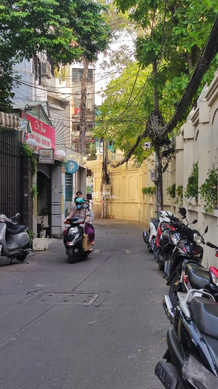 BÁN KHÁCH SẠN HẺM 4M CỐNG QUỲNH, P. NGUYỄN CƯ TRINH,TRUNG TÂM Q.1, 25 PHÒNG, THANG MÁY, NHỈNH 18 TỶ