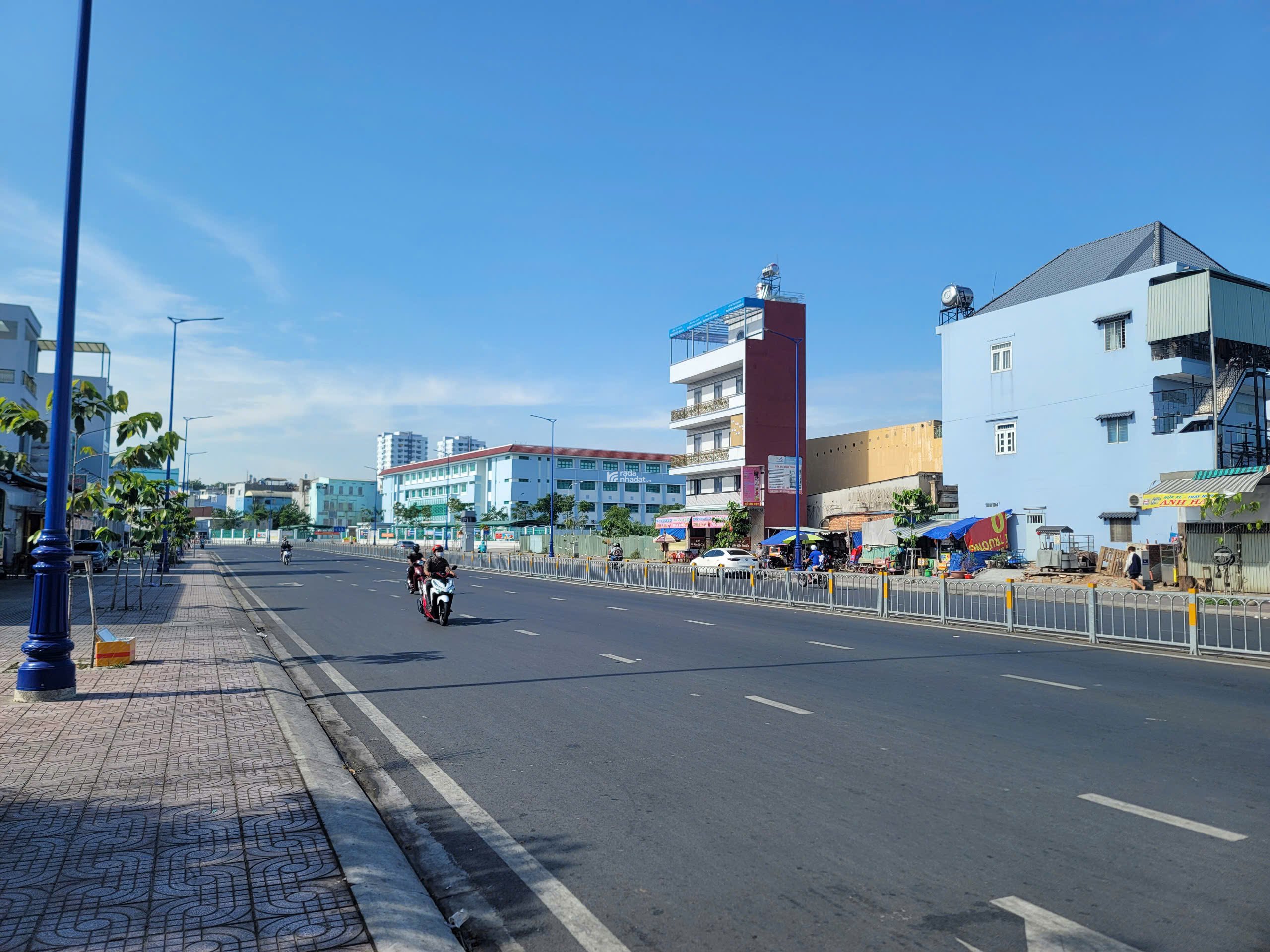 Bán Nhà Hẻm 8m Bình Trị Đông 6x15m x 2Tầng, 4PN 3WC Thẳng Trục Tên Lửa