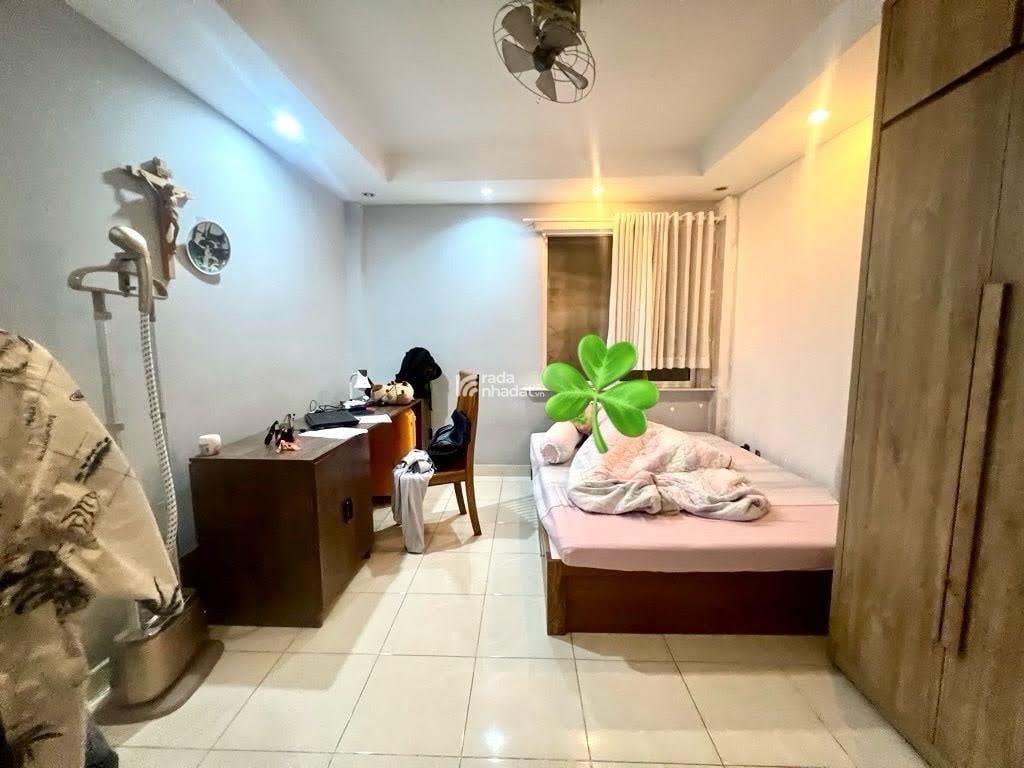 Bán nhà hẻm xe hơi Dương Quảng Hàm, Gò Vấp, 56m2, 5 tầng, gần Emart, giá 7.45 tỷ TL