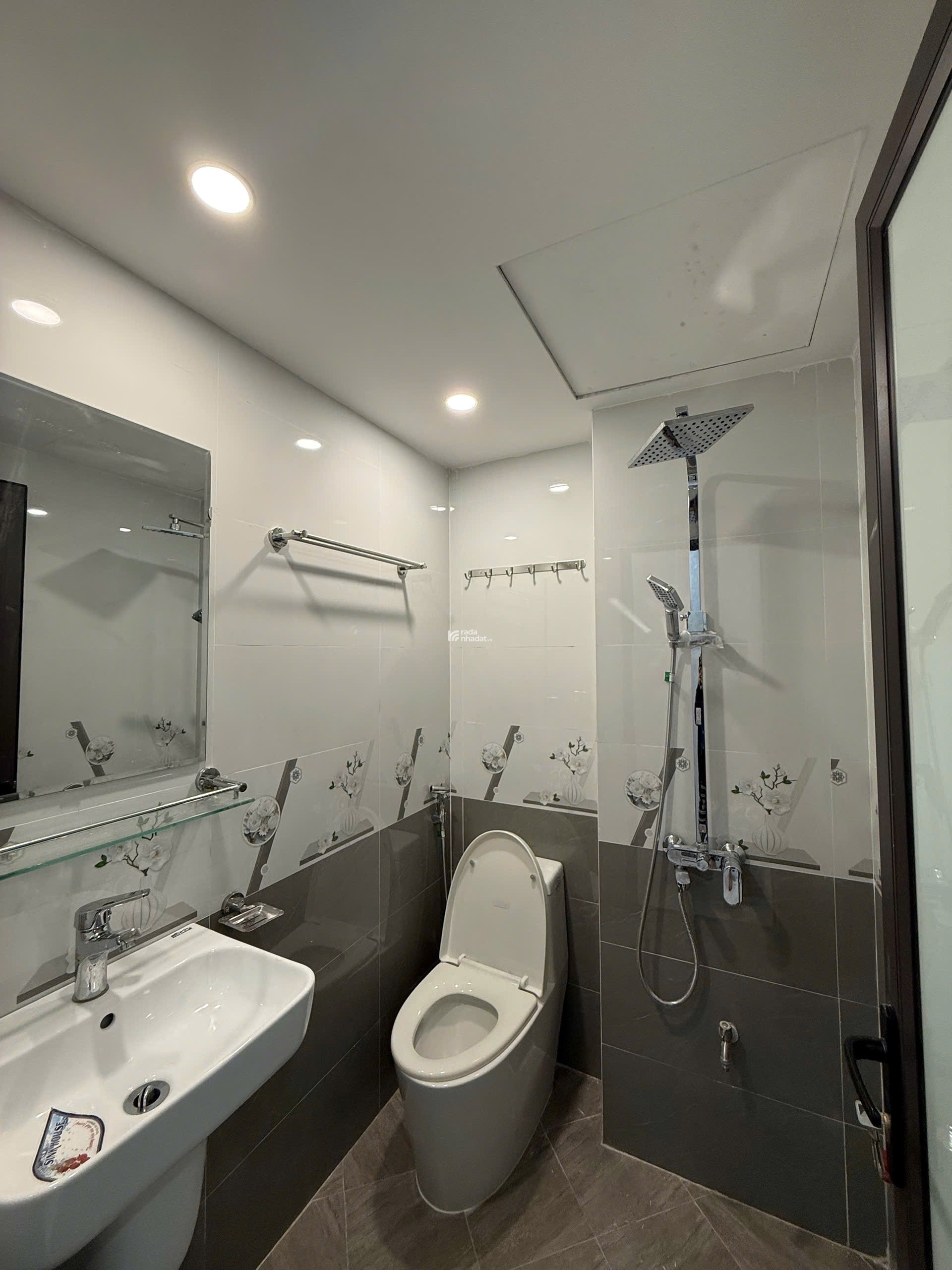 BÁN NHÀ 3 TẦNG QUẬN HOÀNG MAI