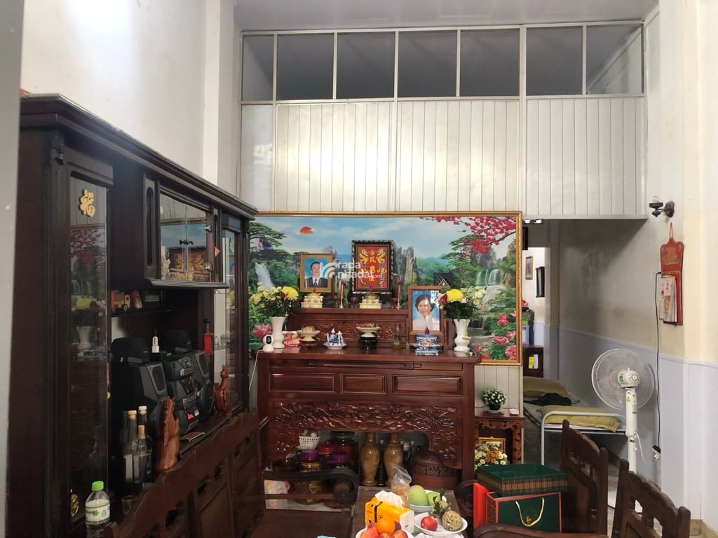 BÁN NHÀ, HẺM NHỰA Ô TÔ TRÁNH NHAU, SÁT NGÃ TƯ THỦ ĐỨC, 65m2 CHỈ 6,2 TỶ.