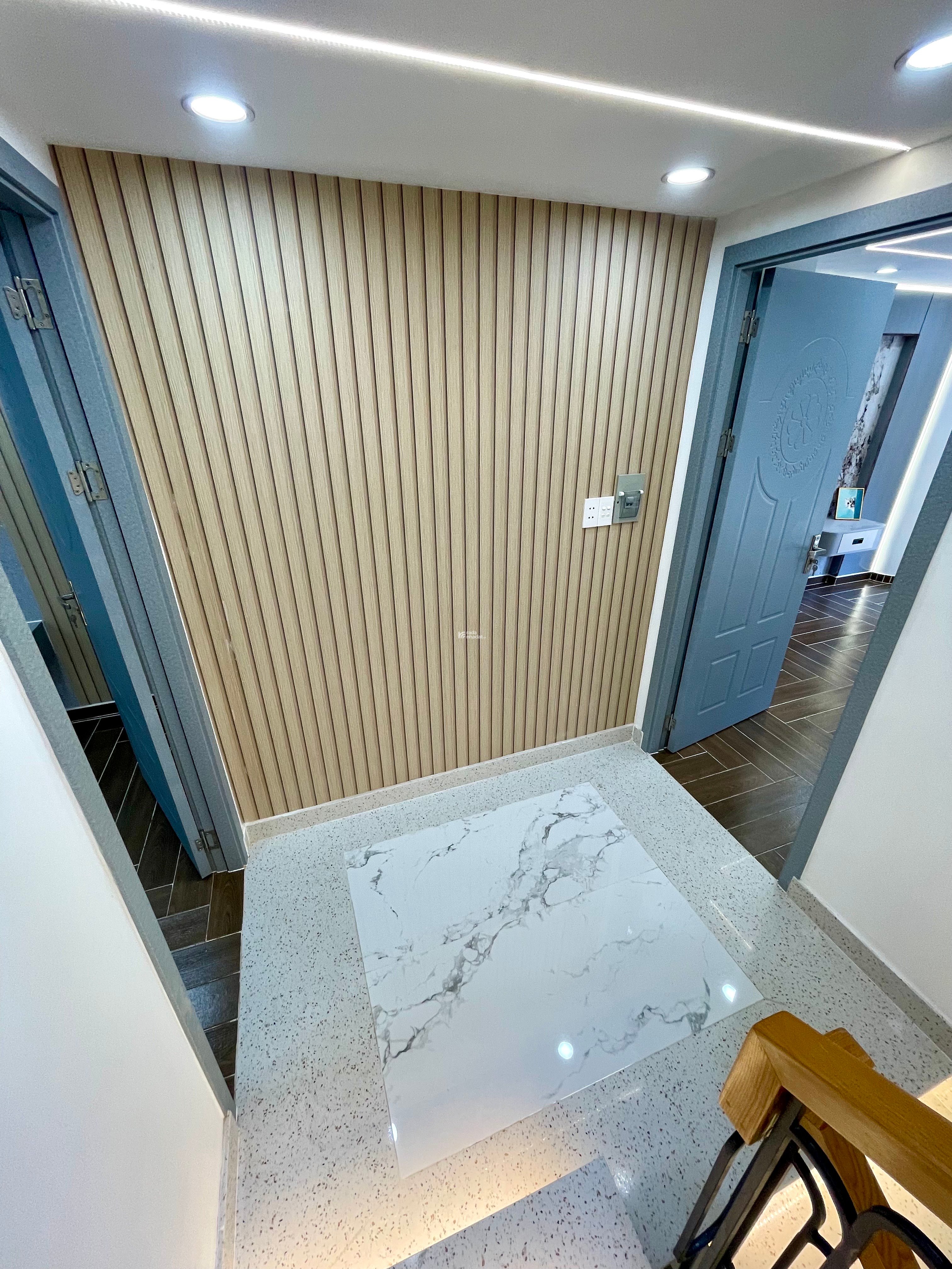 NHÀ 3 TẦNG KẾ EMART 2 - NGANG 5.2 DÀI 13 - FULL NỘI THẤT - NGUYỄN TƯ GIẢN - CHỈ 6.9 TỶ TL