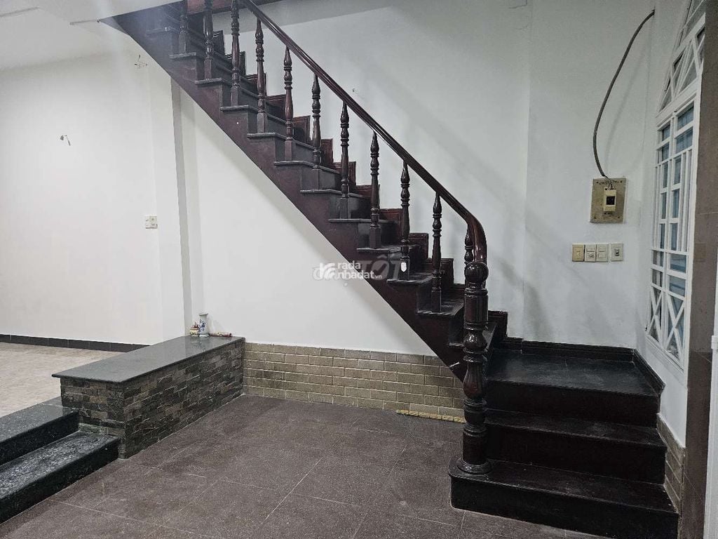 CHO THUÊ NHÀ HẺM XE HƠI PHÚ THỌ HÒA, TÂN PHÚ, DT 5 X 11M, NHÀ 1 LẦU, 2PN 2WC