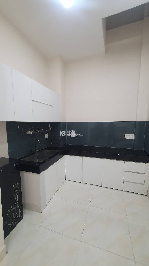 NGAY CHỢ BÀ CHIỂU, SÁT MT VŨ TÙNG, BÌNH THẠNH, 51M2 Ở NGAY. GIẢM 350TR CHỈ 7.3T   