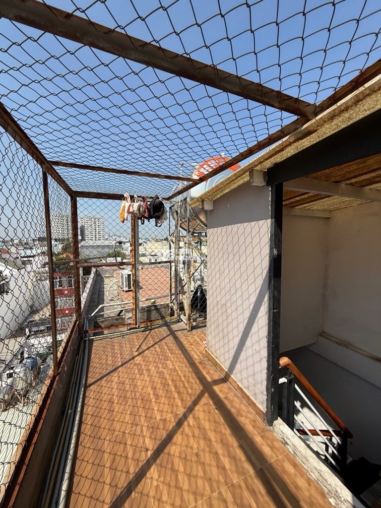 HIẾM KỀ BÊN CHỢ TÂN HƯƠNG - TRUNG TÂM TÂN PHÚ - TOÀ NHÀ 6 TẦNG SIÊU VIP 