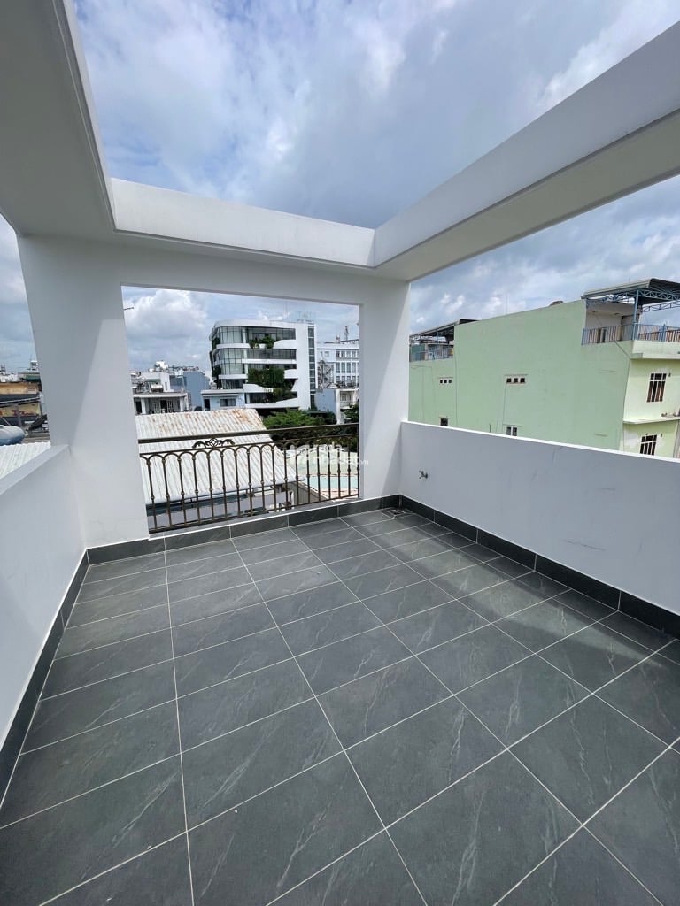 Nhà Mới 41m2, HXH (Có sân đậu trước nhà), 4 Tầng BTCT, Nguyễn Văn Đậu, Bình Thạnh