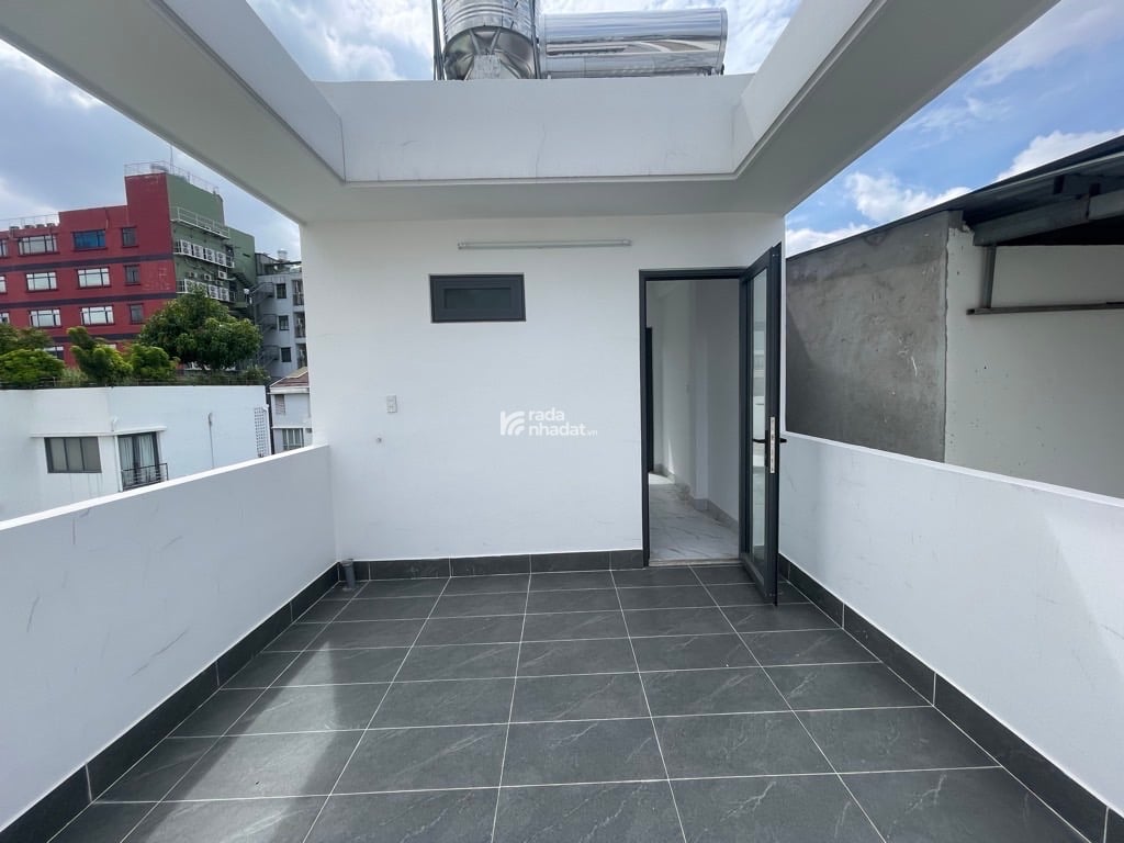 Nhà Mới 41m2, HXH (Có sân đậu trước nhà), 4 Tầng BTCT, Nguyễn Văn Đậu, Bình Thạnh