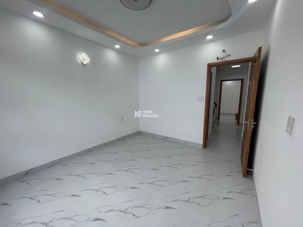 Nhà Mới 41m2, HXH (Có sân đậu trước nhà), 4 Tầng BTCT, Nguyễn Văn Đậu, Bình Thạnh