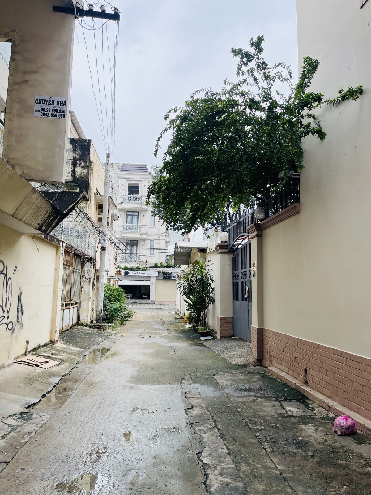 TOÀ CHDV CAO CẤP 218m2 43 CĂN - DÒNG TIỀN 300TR/THÁNG - TRUNG TÂM BÌNH THẠNH