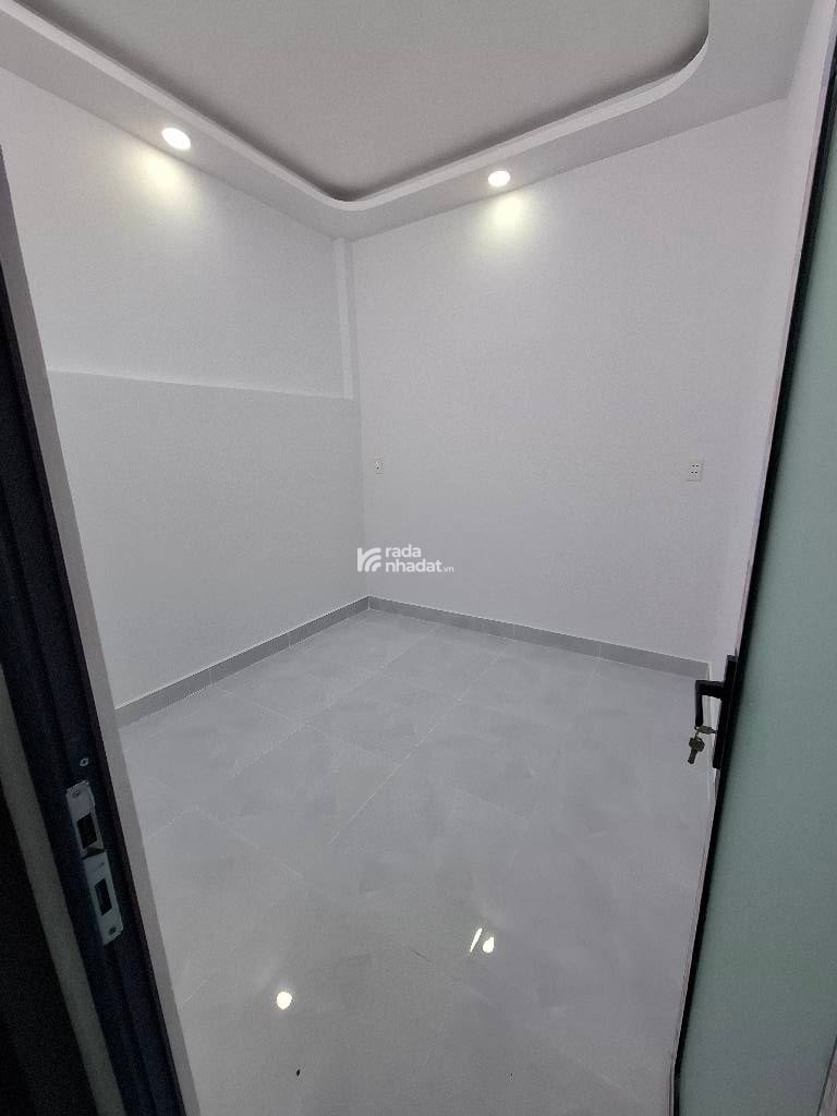BÁN NHÀ HƯƠNG LỘ 2 30M2 2.X TỶ 4X8M HẺM THÔNG BÌNH TÂN 